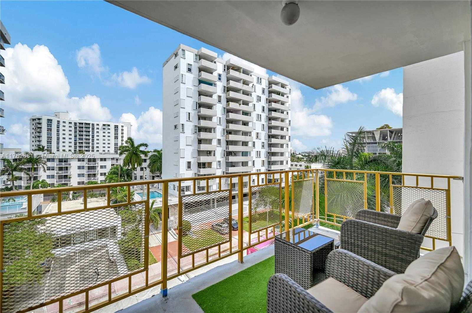 Small Image of 1340 LINCOLN RD #608, Miami Beach Number 12