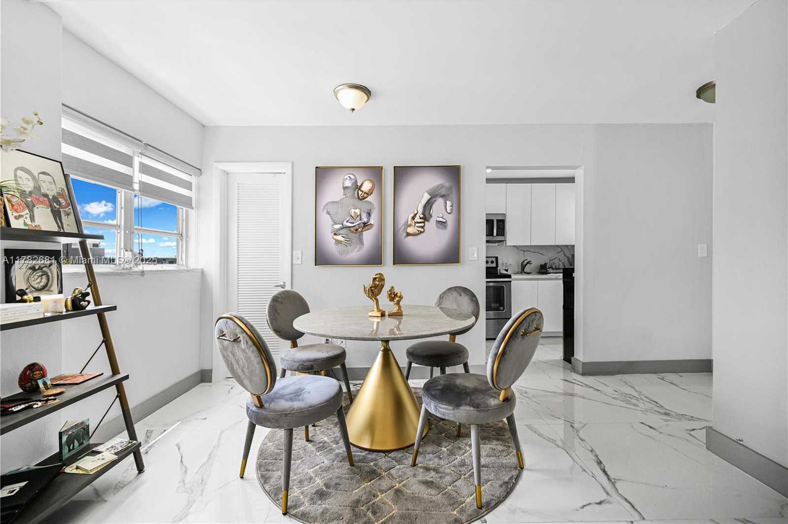 Small Image of 1340 LINCOLN RD #608, Miami Beach Number 3