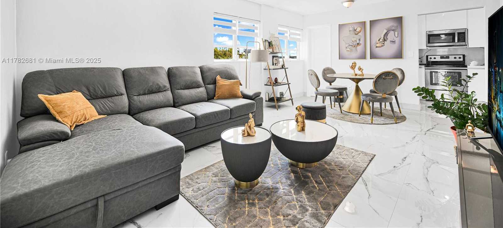 Small Image of 1340 LINCOLN RD #608, Miami Beach Number 4