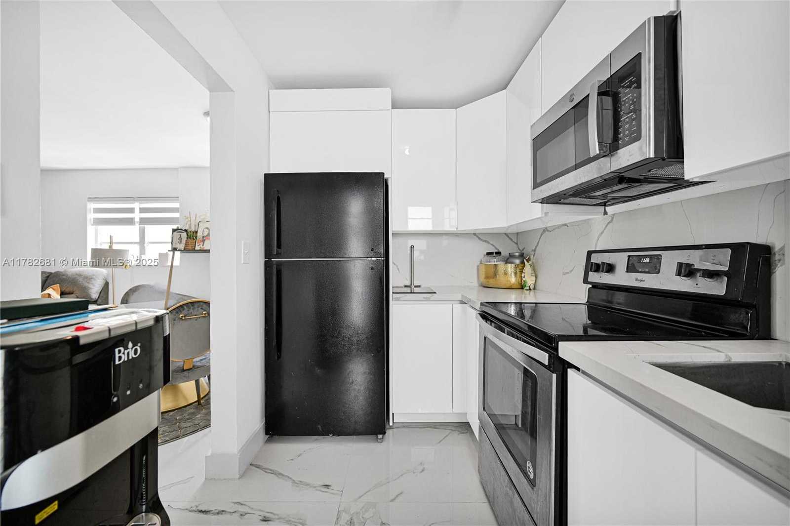 Small Image of 1340 LINCOLN RD #608, Miami Beach Number 7