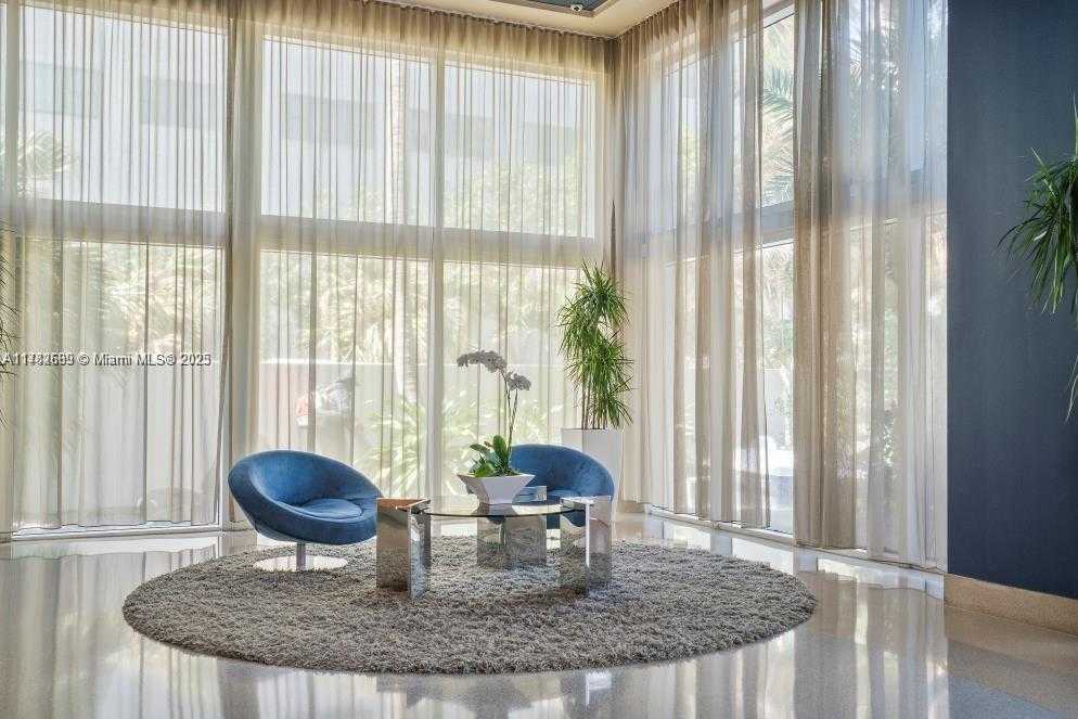 Small Image of 6365 COLLINS AVE #2201, Miami Beach Number 3