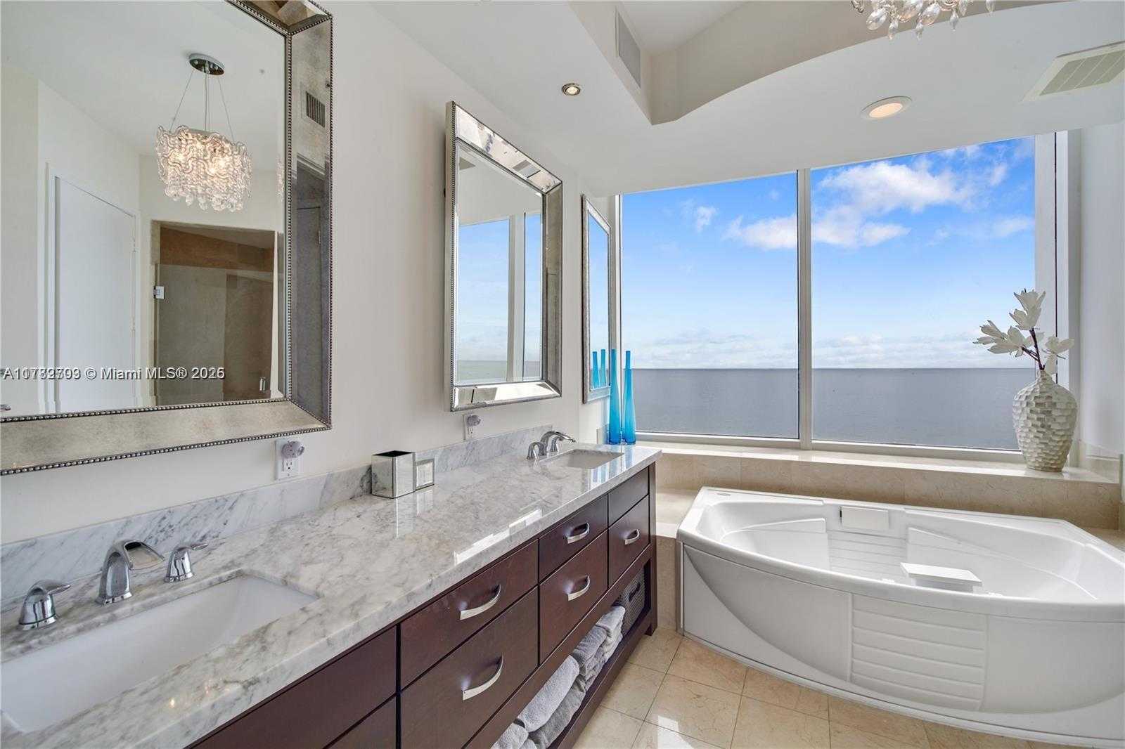 Small Image of 18101 COLLINS AVE #4209, Sunny Isles Beach Number 7