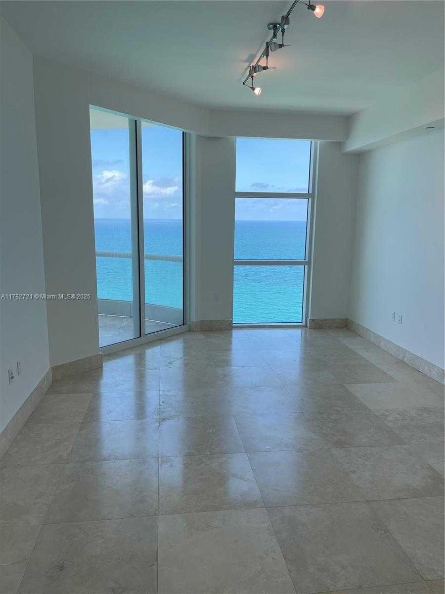 Small Image of 16047 COLLINS #3002, Sunny Isles Beach Number 12