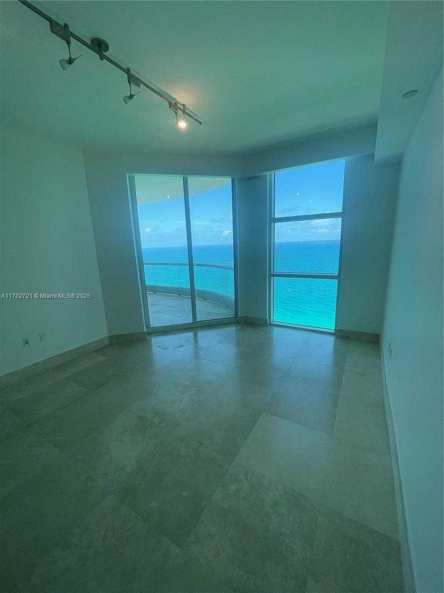 Small Image of 16047 COLLINS #3002, Sunny Isles Beach Number 13