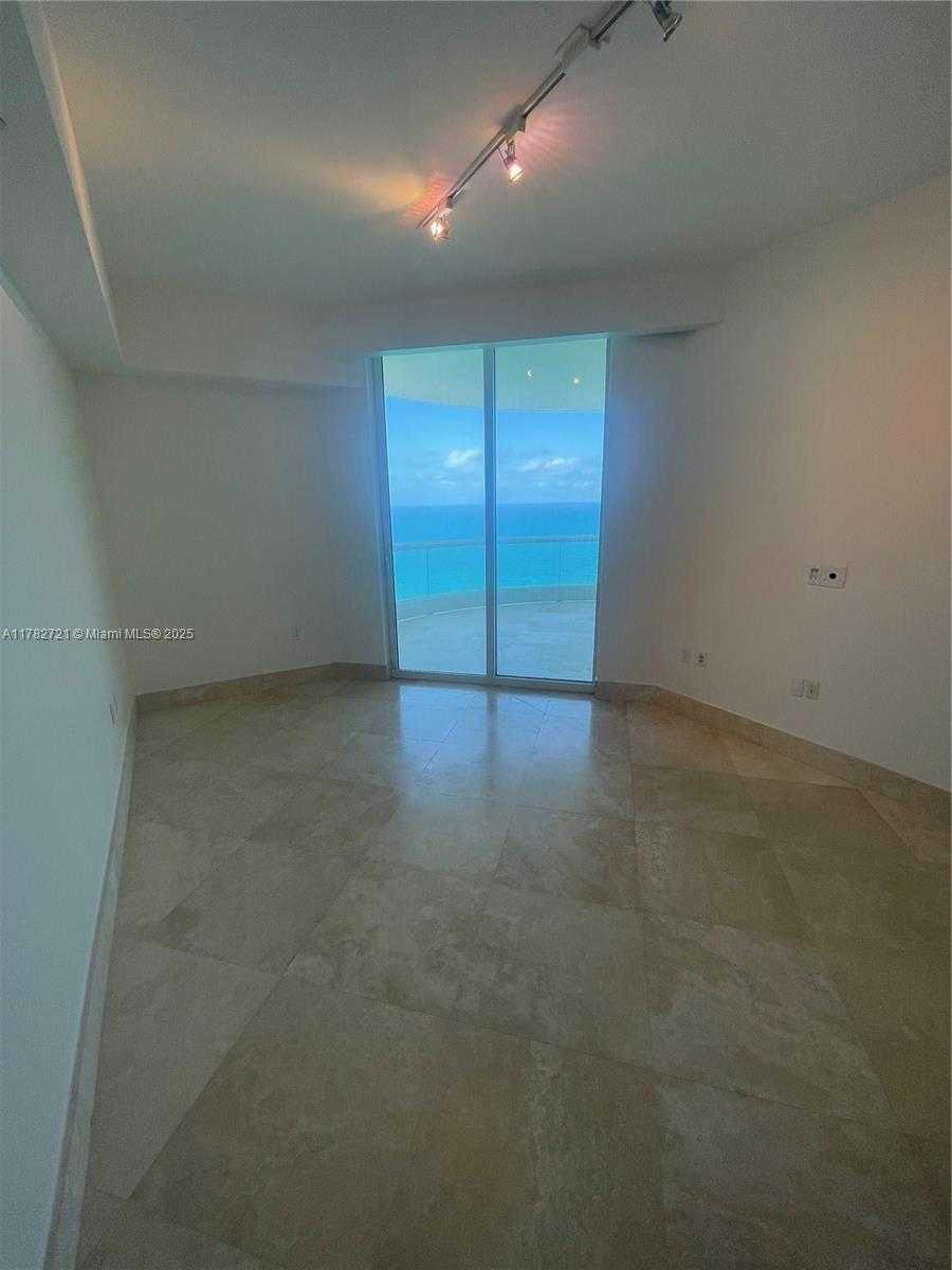 Small Image of 16047 COLLINS #3002, Sunny Isles Beach Number 19