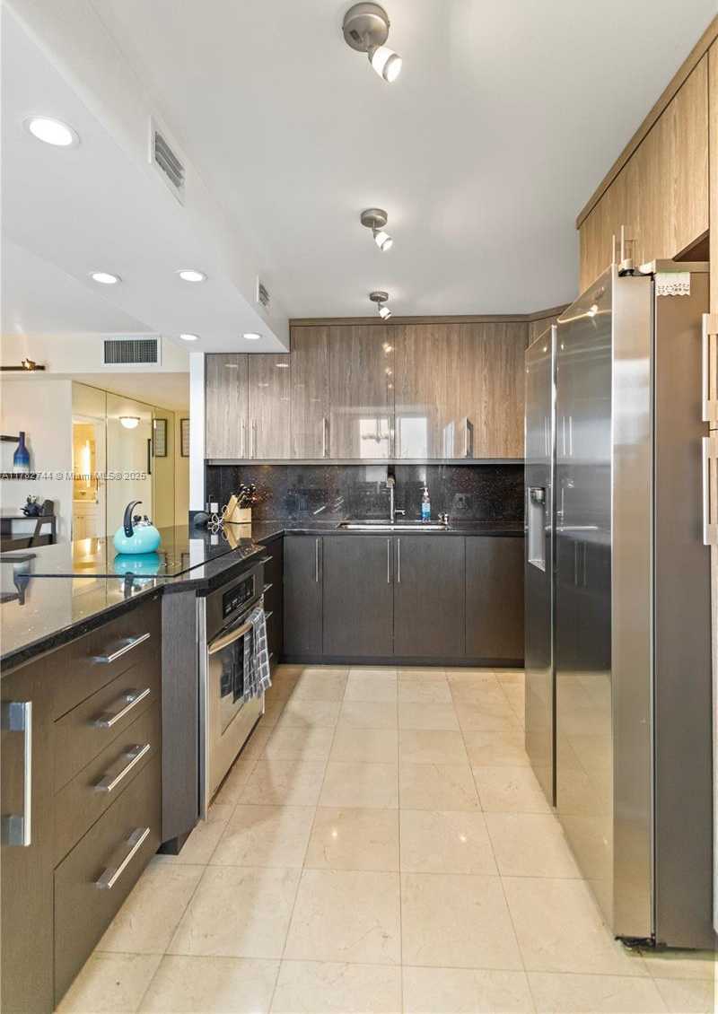 Small Image of 3800 SOUTH OCEAN DR #505, Hollywood Number 17