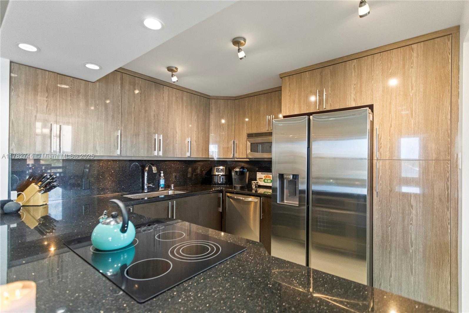 Small Image of 3800 SOUTH OCEAN DR #505, Hollywood Number 21