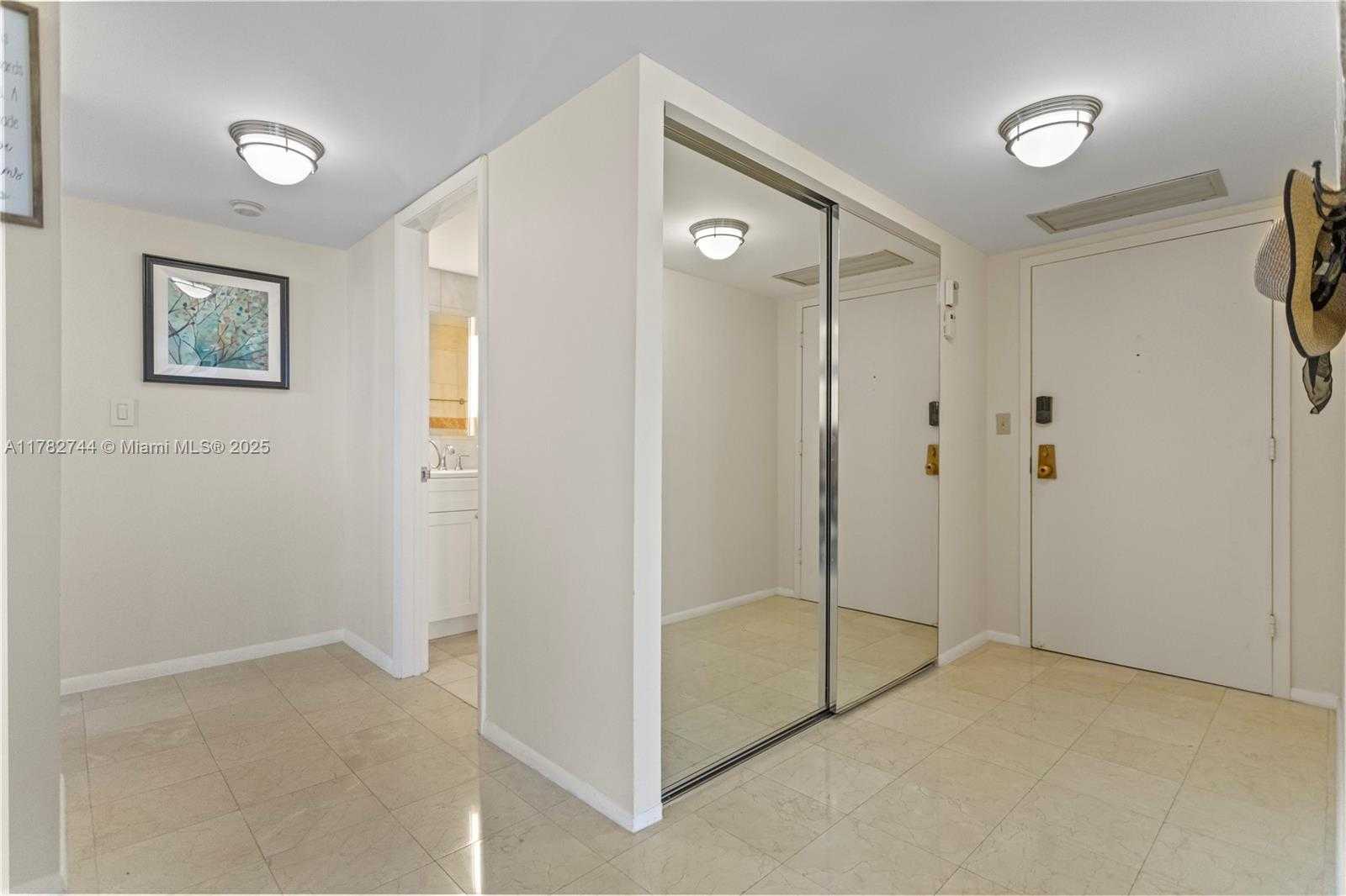 Small Image of 3800 SOUTH OCEAN DR #505, Hollywood Number 37