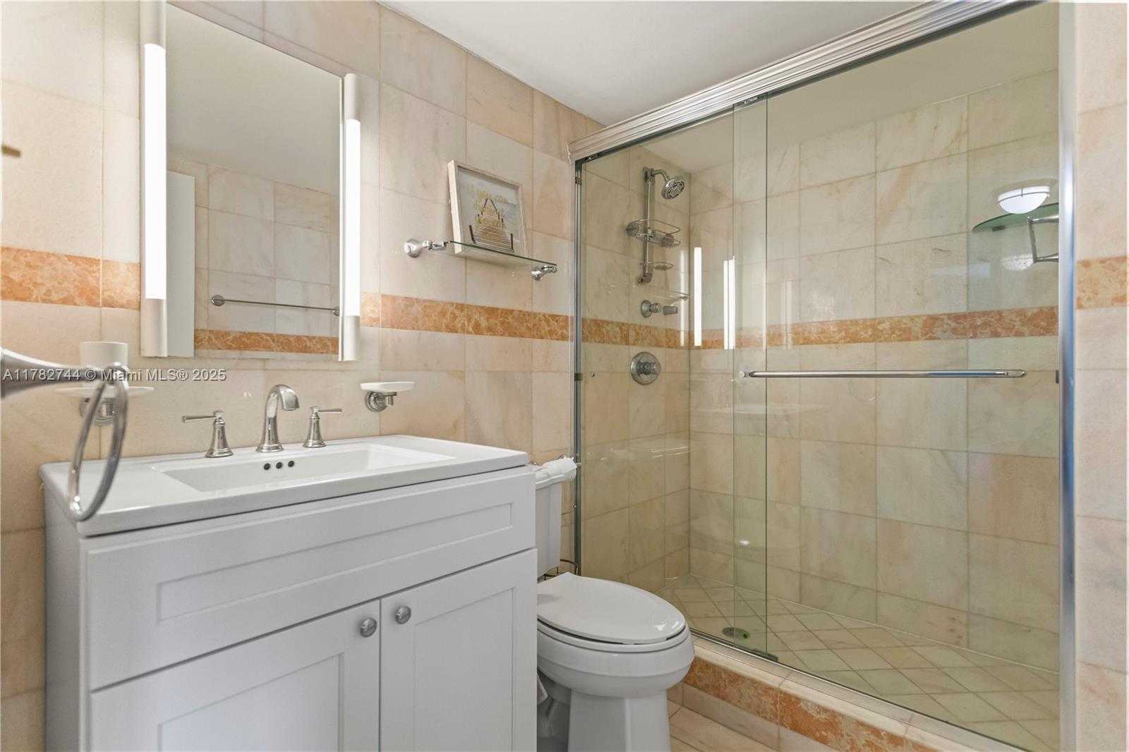 Small Image of 3800 SOUTH OCEAN DR #505, Hollywood Number 38