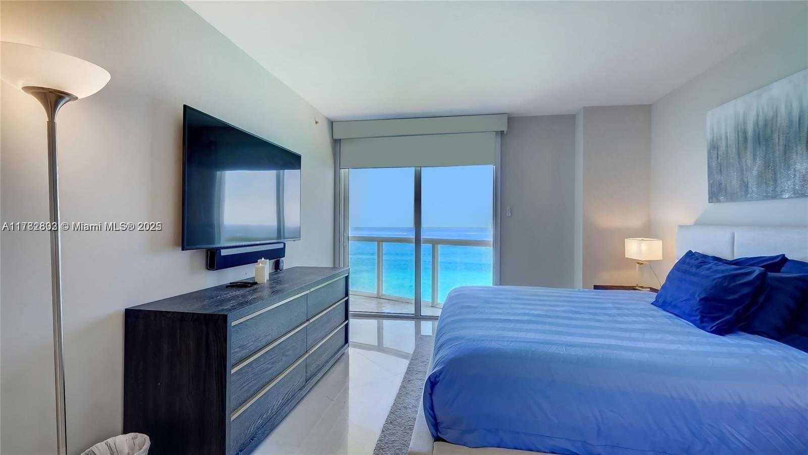 Small Image of 6365 COLLINS AVE #3802, Miami Beach Number 11
