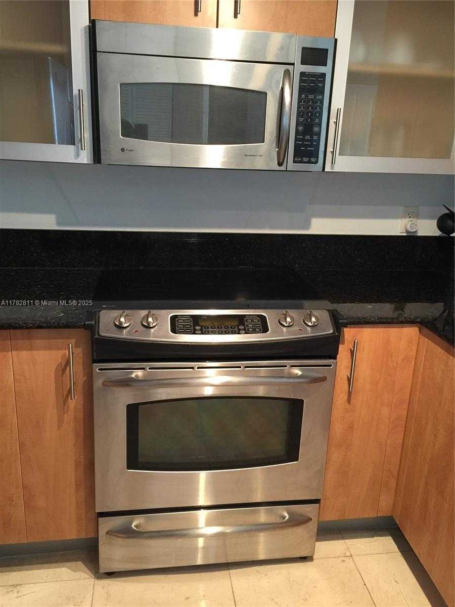 Small Image of 7900 HARBOR ISLAND DR #702, North Bay Village Number 12