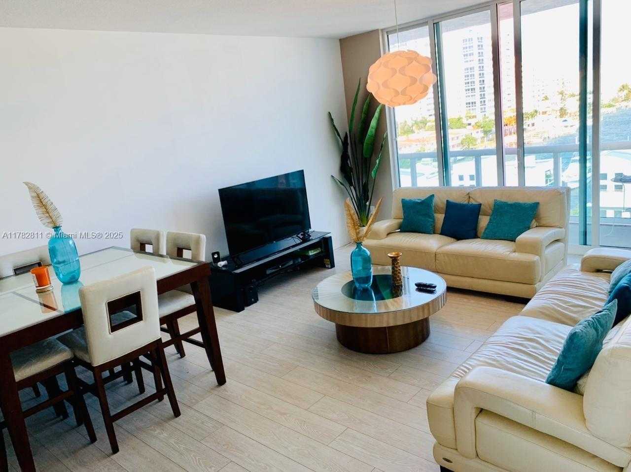 Small Image of 7900 HARBOR ISLAND DR #702, North Bay Village Number 3