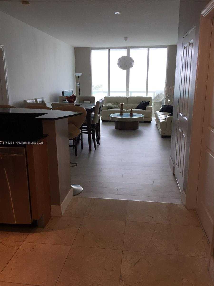 Small Image of 7900 HARBOR ISLAND DR #702, North Bay Village Number 5