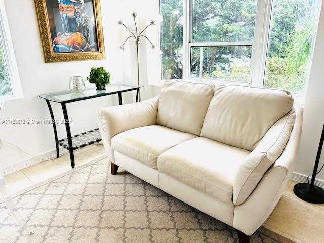 Small Image of 255 WEST 24TH ST #307, Miami Beach Number 13
