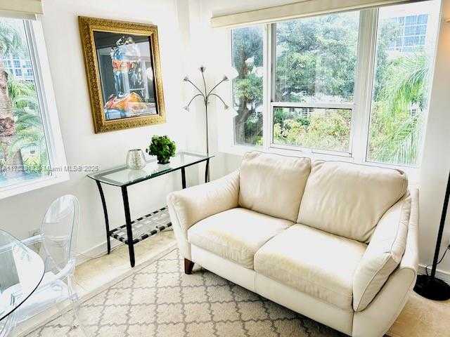 Small Image of 255 WEST 24TH ST #307, Miami Beach Number 14