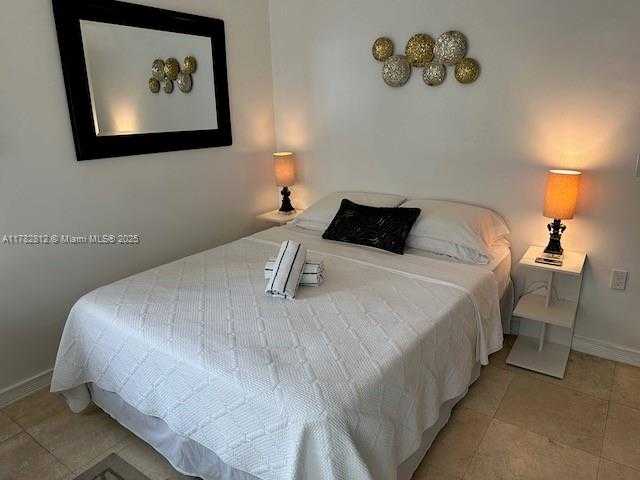 Small Image of 255 WEST 24TH ST #307, Miami Beach Number 15