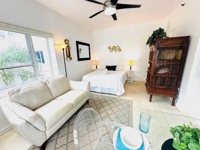 Small Image of 255 WEST 24TH ST #307, Miami Beach Number 18