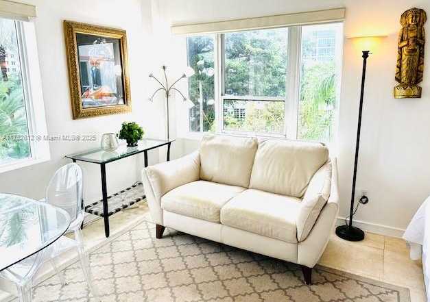 Small Image of 255 WEST 24TH ST #307, Miami Beach Number 4