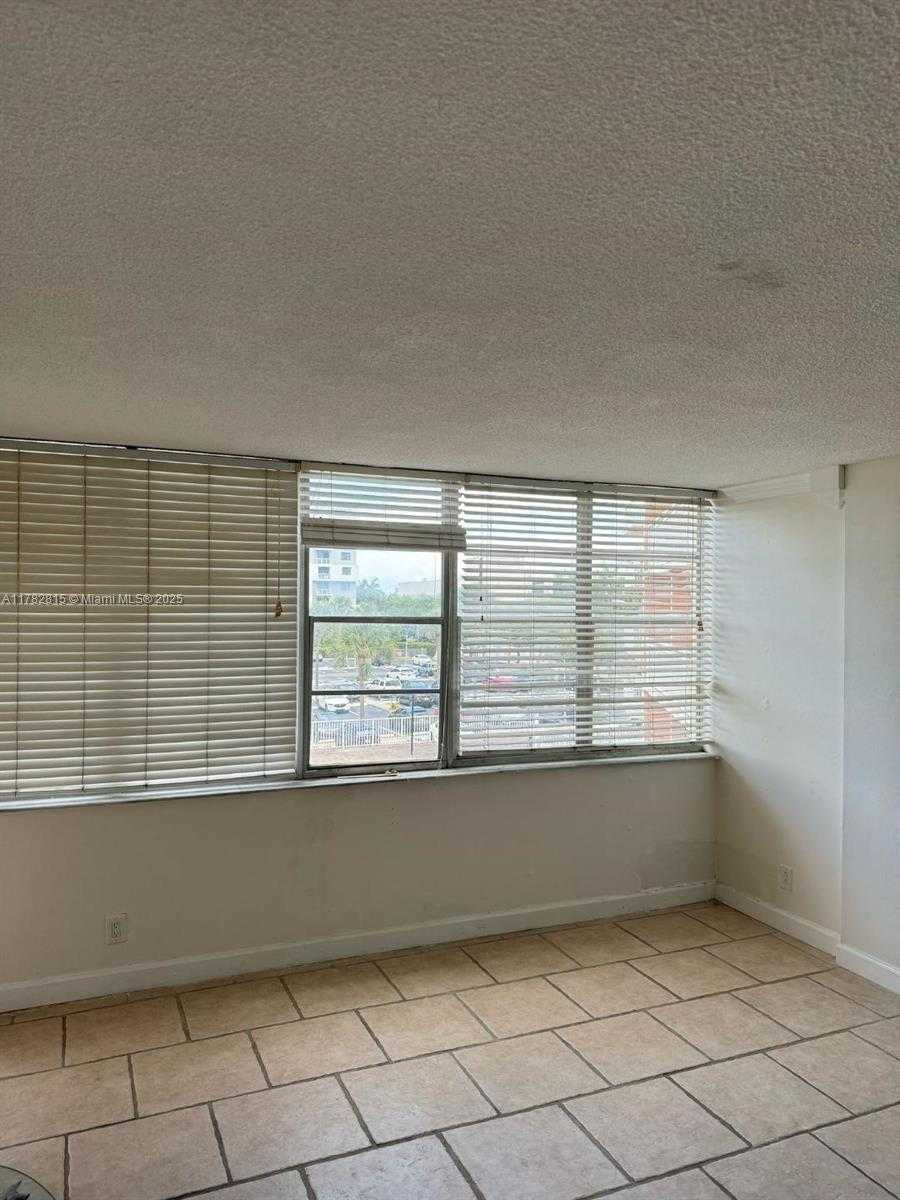 Small Image of 2025 NORTH EAST 164TH ST #307, North Miami Beach Number 14