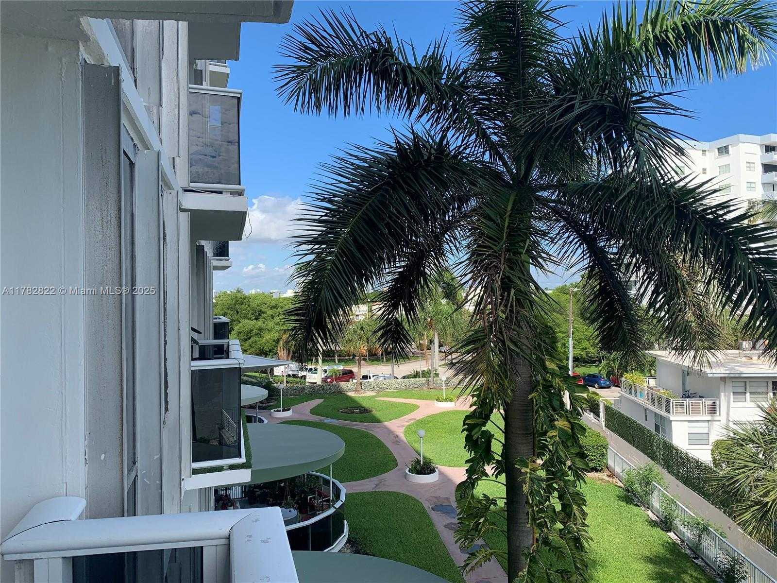 Small Image of 900 BAY DR #303, Miami Beach Number 15