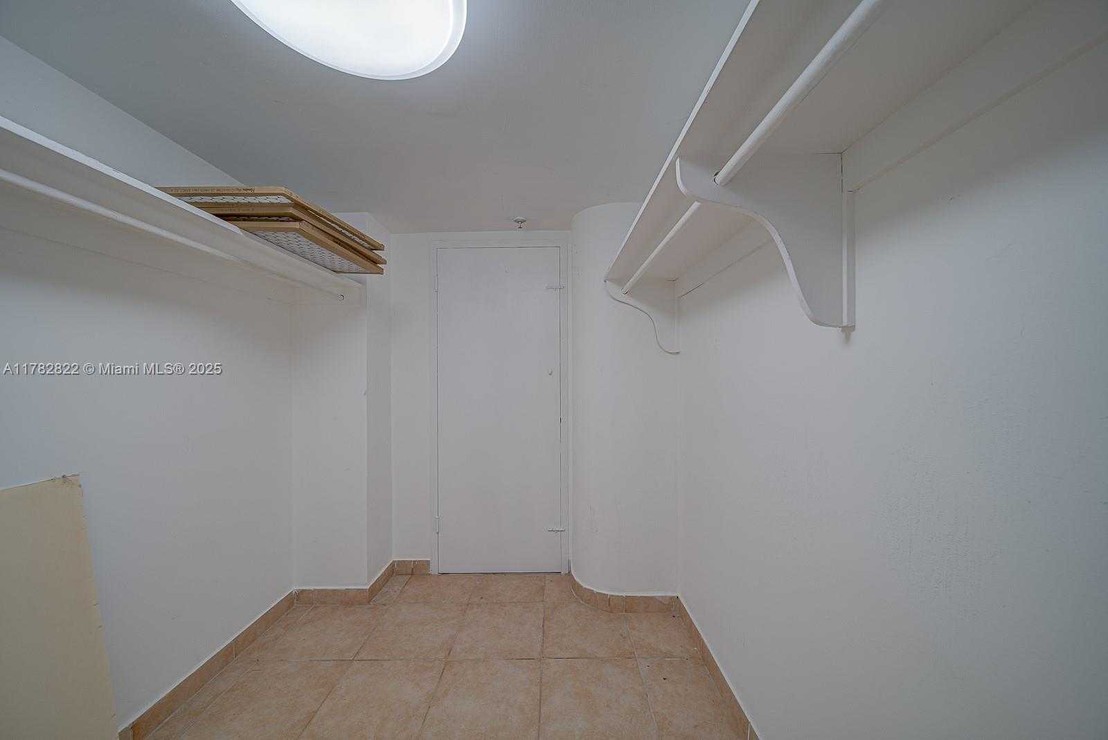 Small Image of 900 BAY DR #303, Miami Beach Number 26
