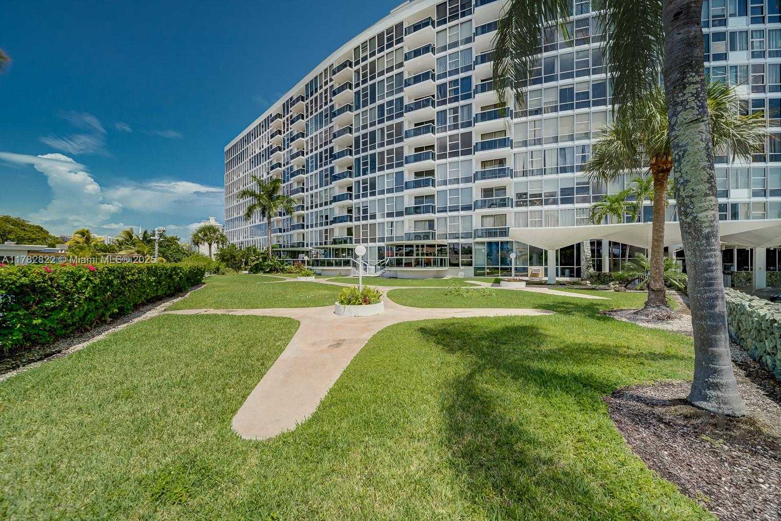 Small Image of 900 BAY DR #303, Miami Beach Number 40