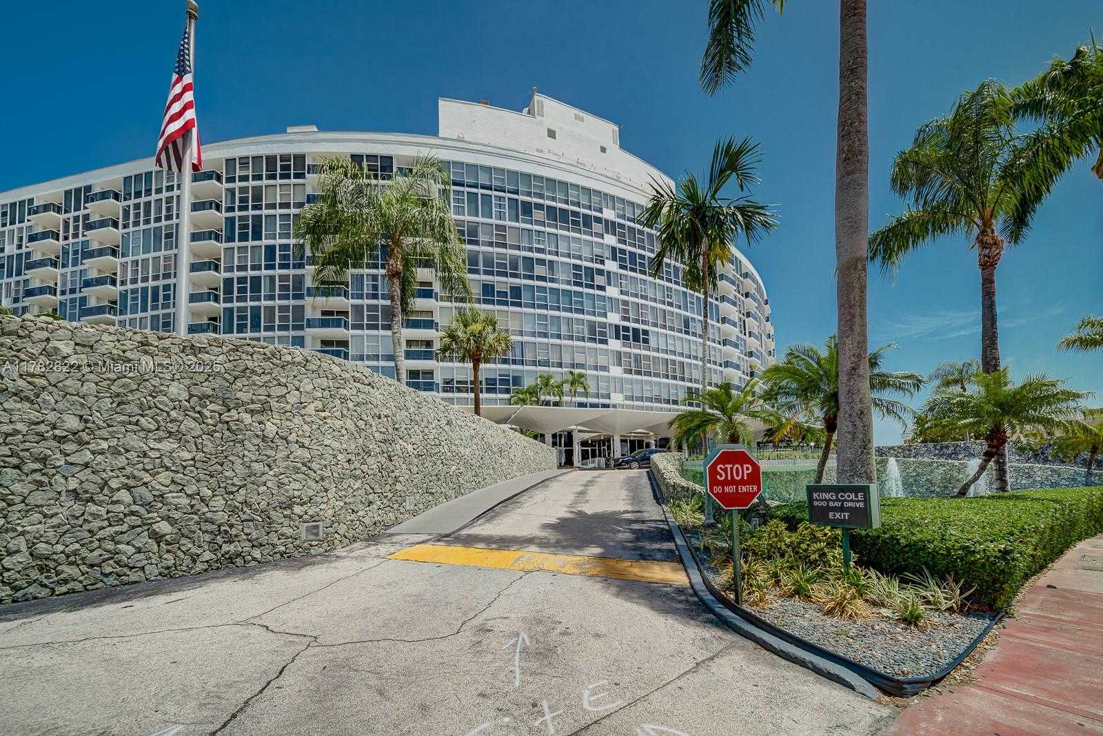 Small Image of 900 BAY DR #303, Miami Beach Number 41