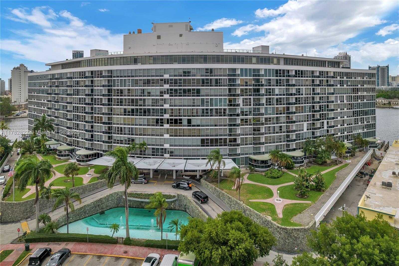 Small Image of 900 BAY DR #303, Miami Beach Number 42