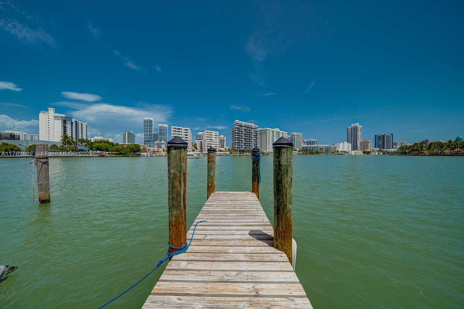 Small Image of 900 BAY DR #303, Miami Beach Number 7