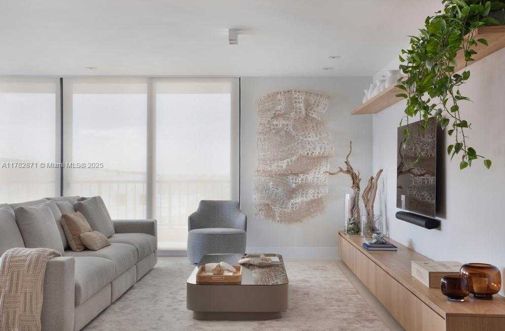 Small Image of 1581 BRICKELL AVE #PH106, Miami Number 15