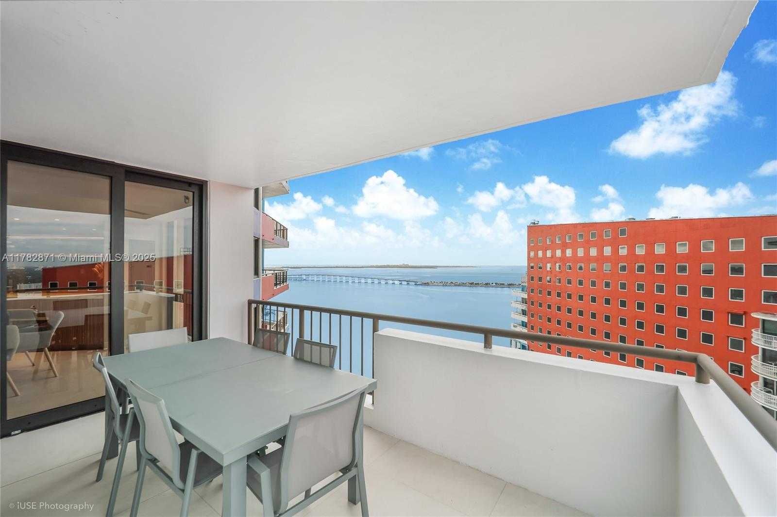 Small Image of 1581 BRICKELL AVE #PH106, Miami Number 28