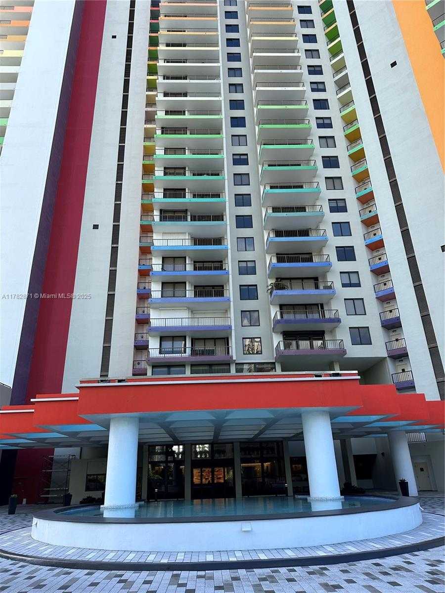 Small Image of 1581 BRICKELL AVE #PH106, Miami Number 36