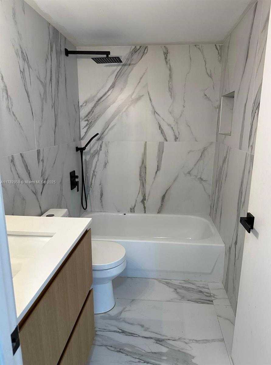 Small Image of 2415 NORTH WEST 16TH ST RD #215, Miami Number 13