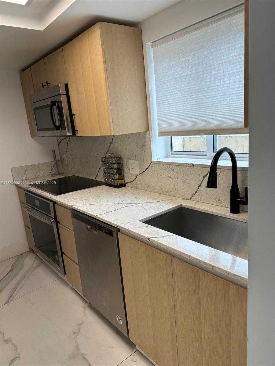Small Image of 2415 NORTH WEST 16TH ST RD #215, Miami Number 3