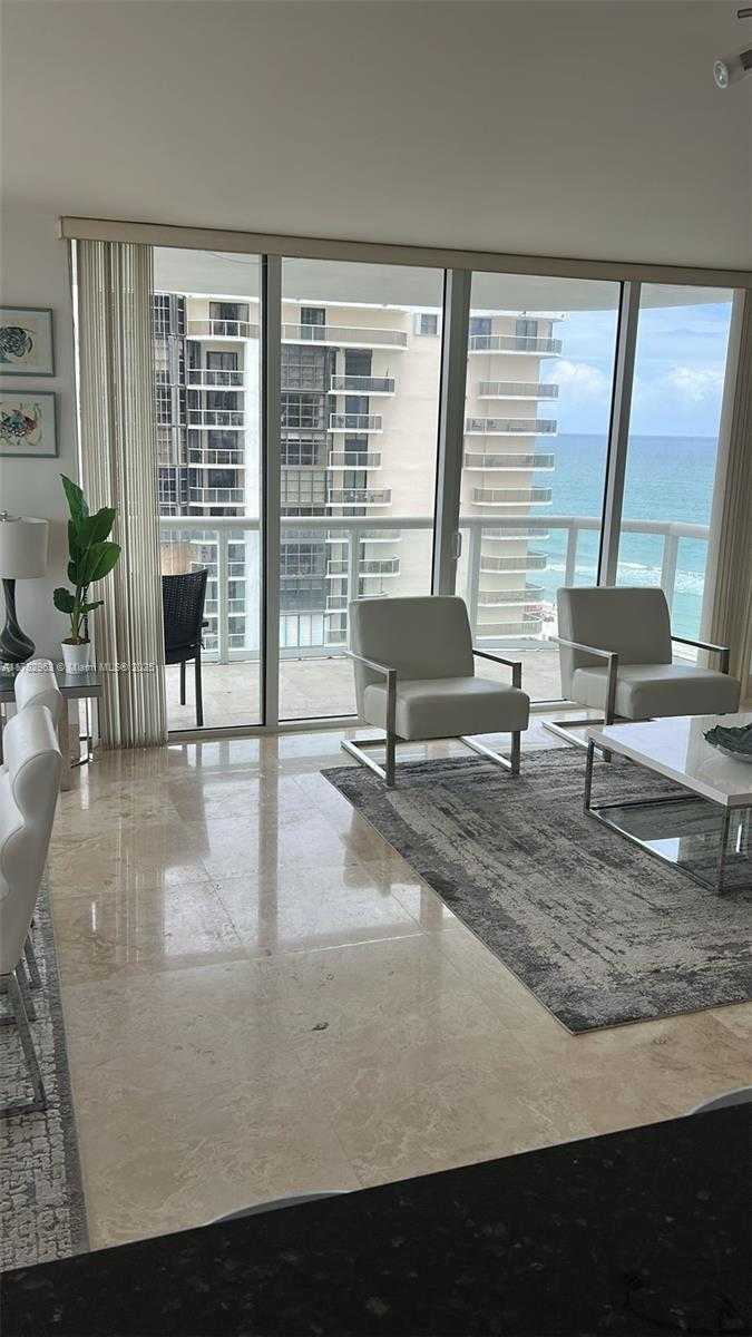 Small Image of 6365 #1508, Miami Beach Number 8