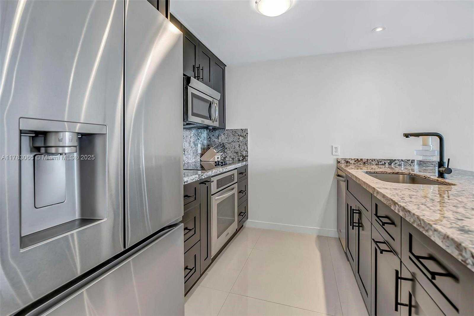 Small Image of 7935 EAST DR #602, North Bay Village Number 12