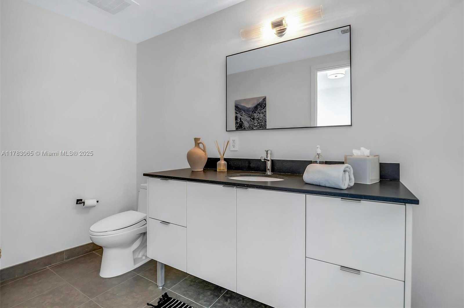 Small Image of 7935 EAST DR #602, North Bay Village Number 23