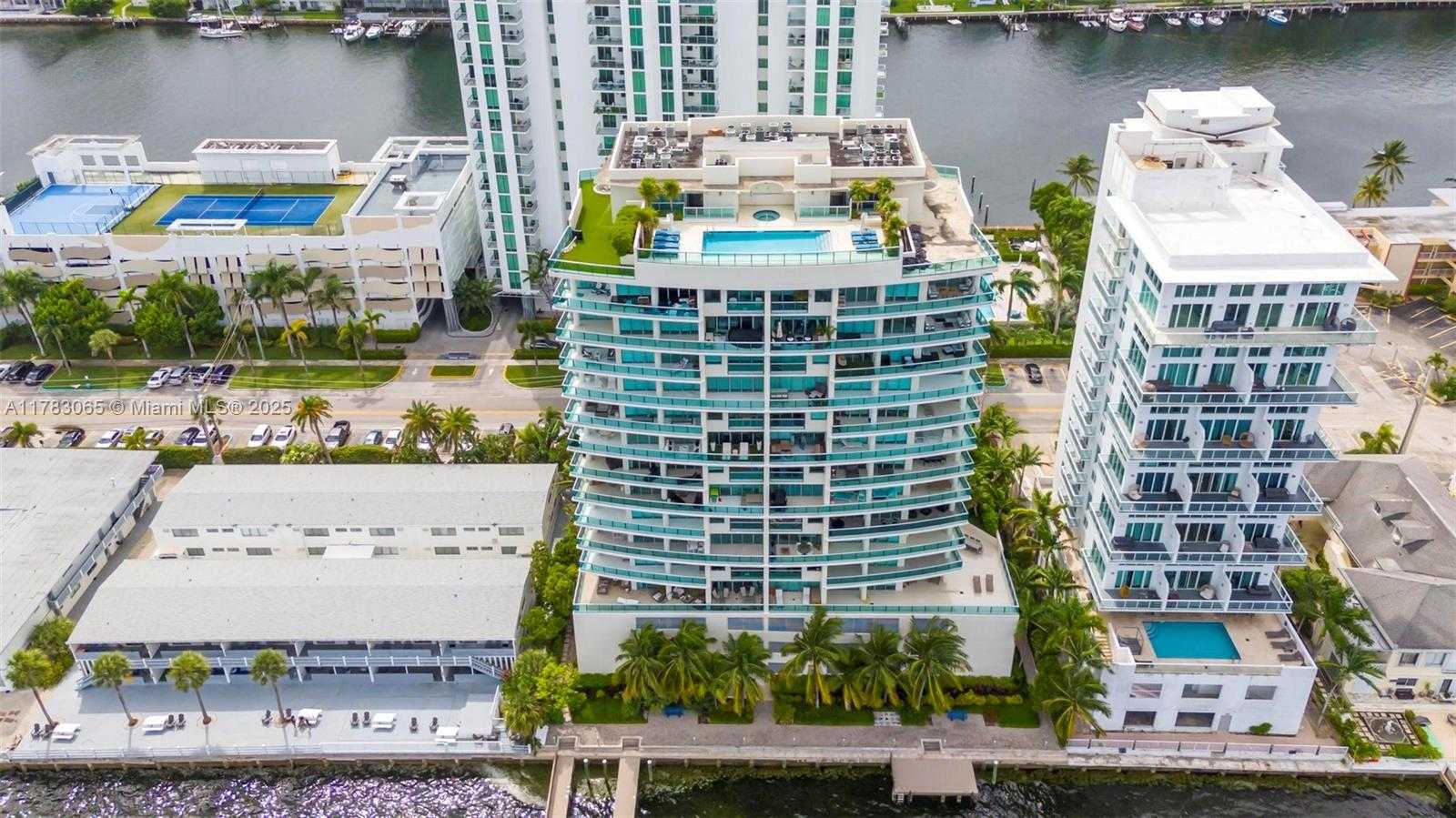 Small Image of 7935 EAST DR #602, North Bay Village Number 31