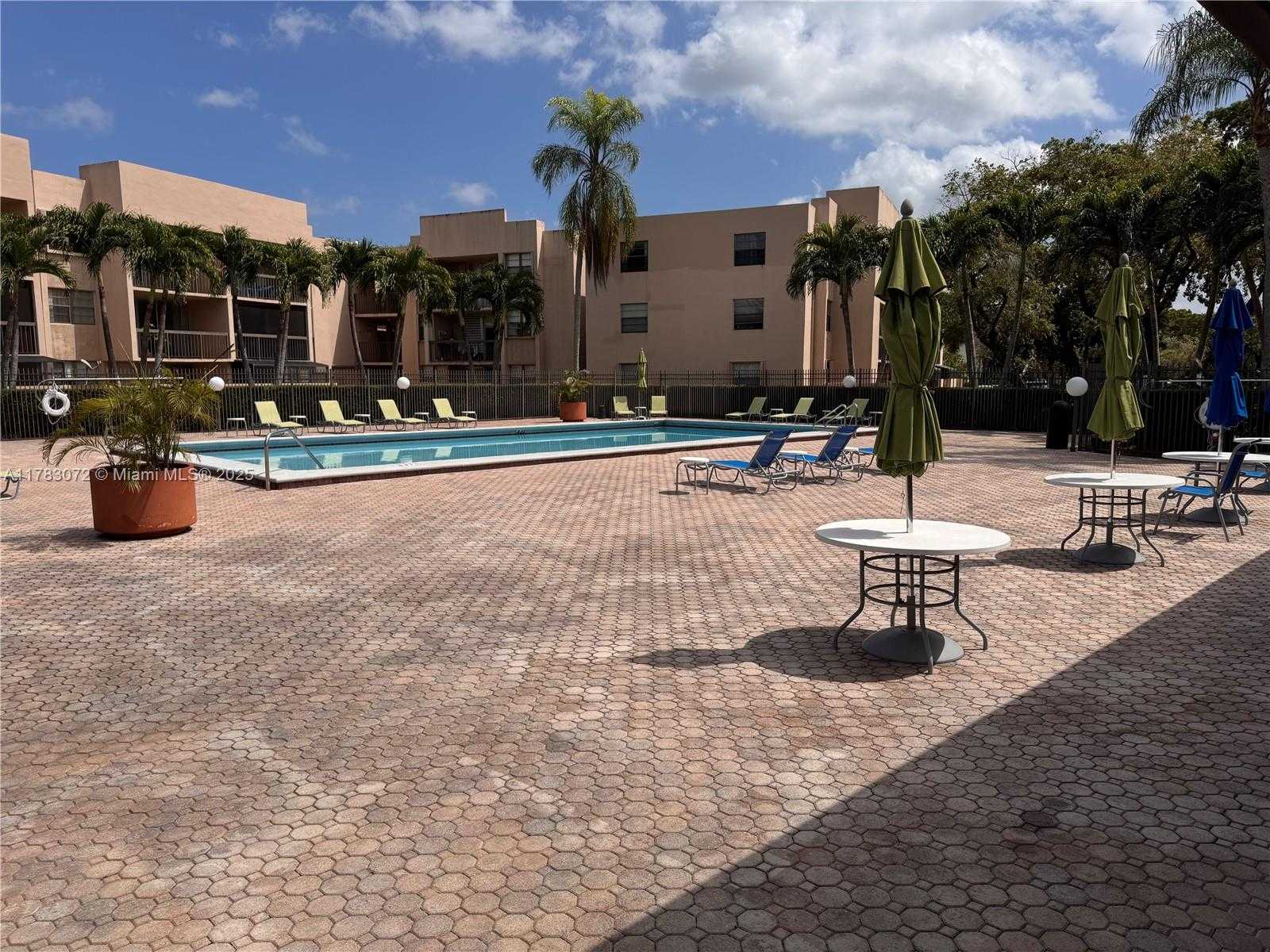 Small Image of 10625 SOUTH WEST 112TH AVE #310, Miami Number 14