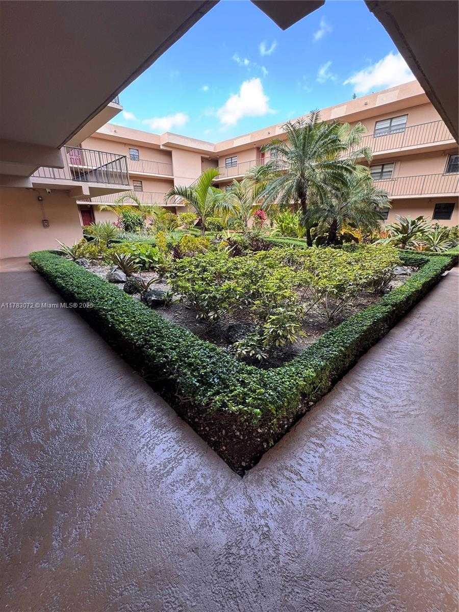 Small Image of 10625 SOUTH WEST 112TH AVE #310, Miami Number 15