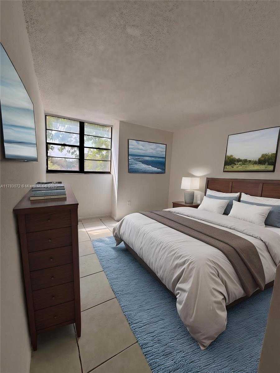 Small Image of 10625 SOUTH WEST 112TH AVE #310, Miami Number 4