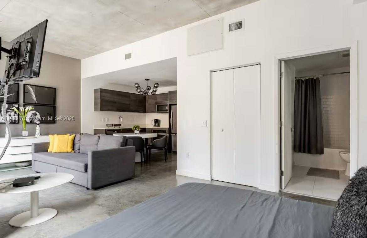 Small Image of 151 SOUTH EAST 1ST ST #1103, Miami Number 3