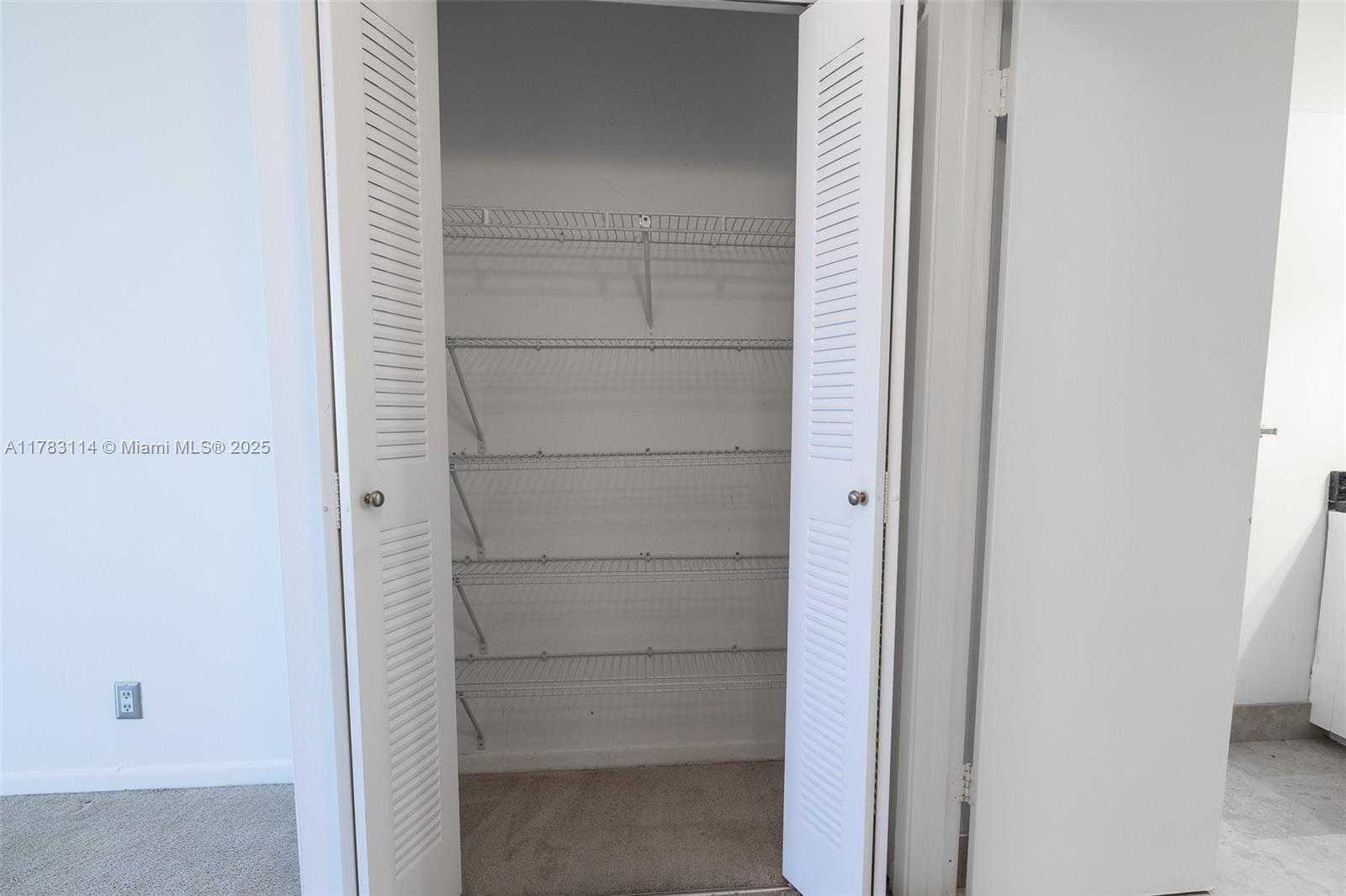 Small Image of 3300 NORTH EAST 192ND ST #1908, Aventura Number 10