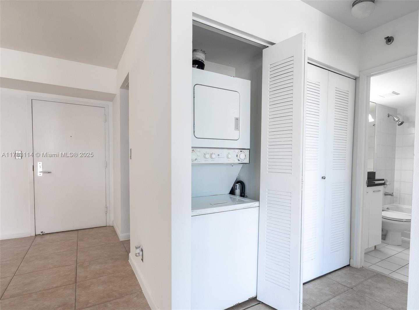 Small Image of 3300 NORTH EAST 192ND ST #1908, Aventura Number 36