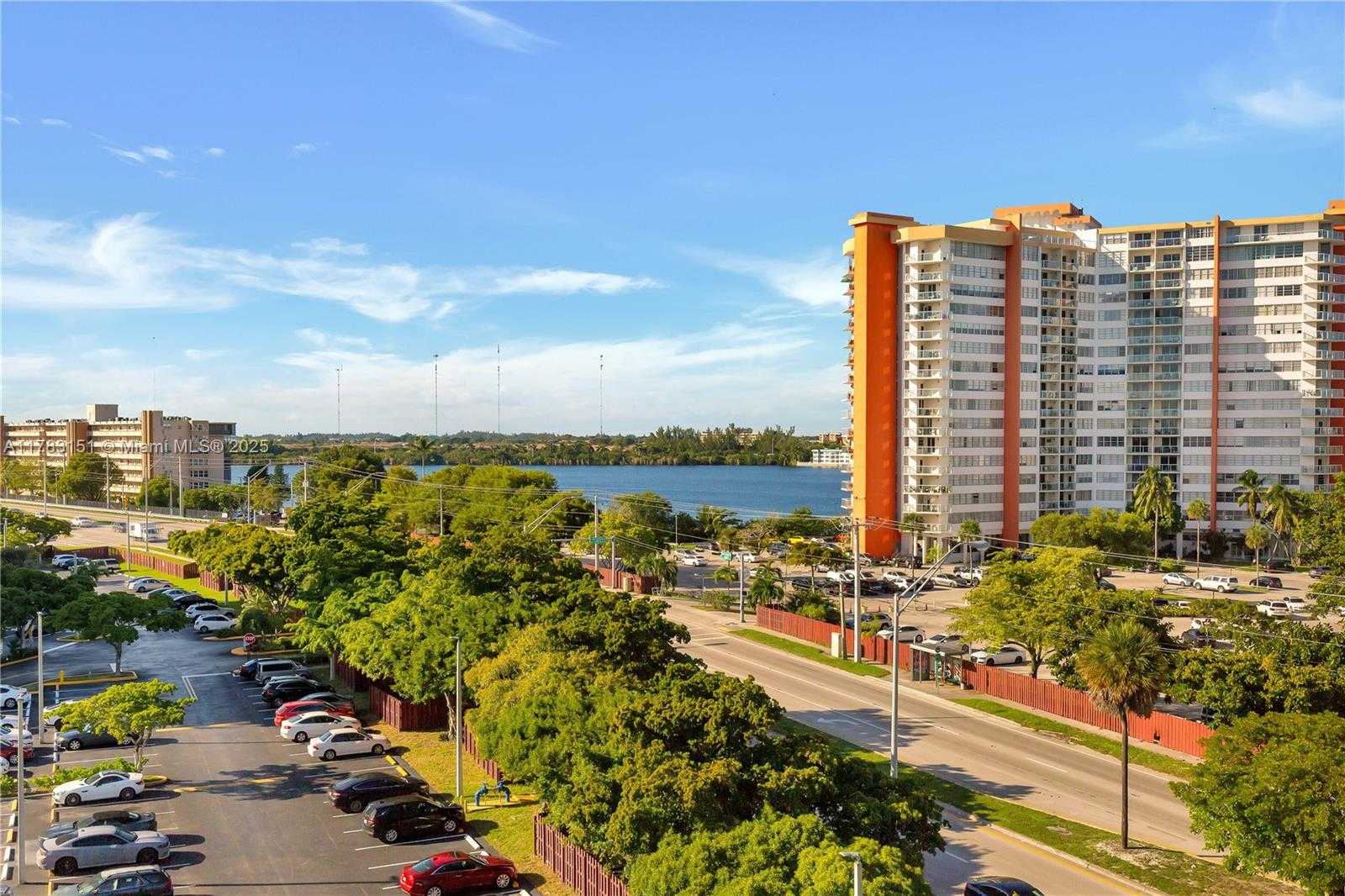 Small Image of 1300 NORTH EAST MIAMI GARDENS DR #714E, Miami Number 11
