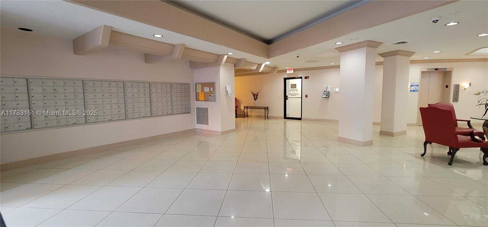 Small Image of 1300 NORTH EAST MIAMI GARDENS DR #714E, Miami Number 36