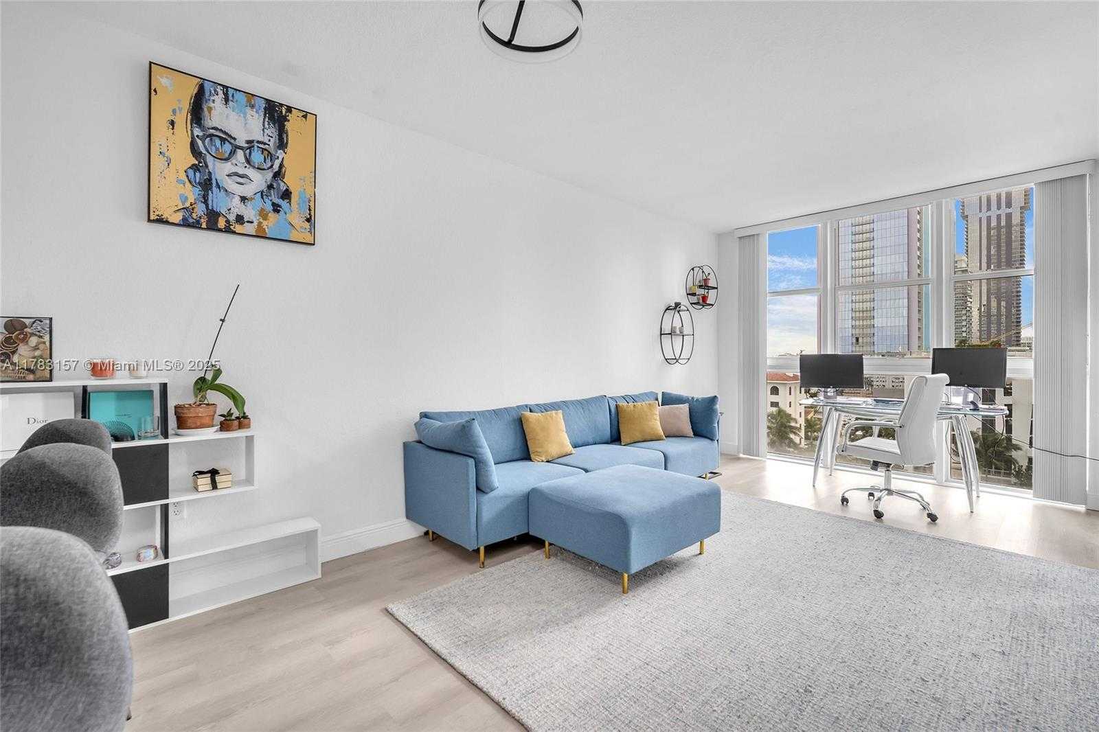 Small Image of 500 NORTH EAST 29TH ST #905, Miami Number 2