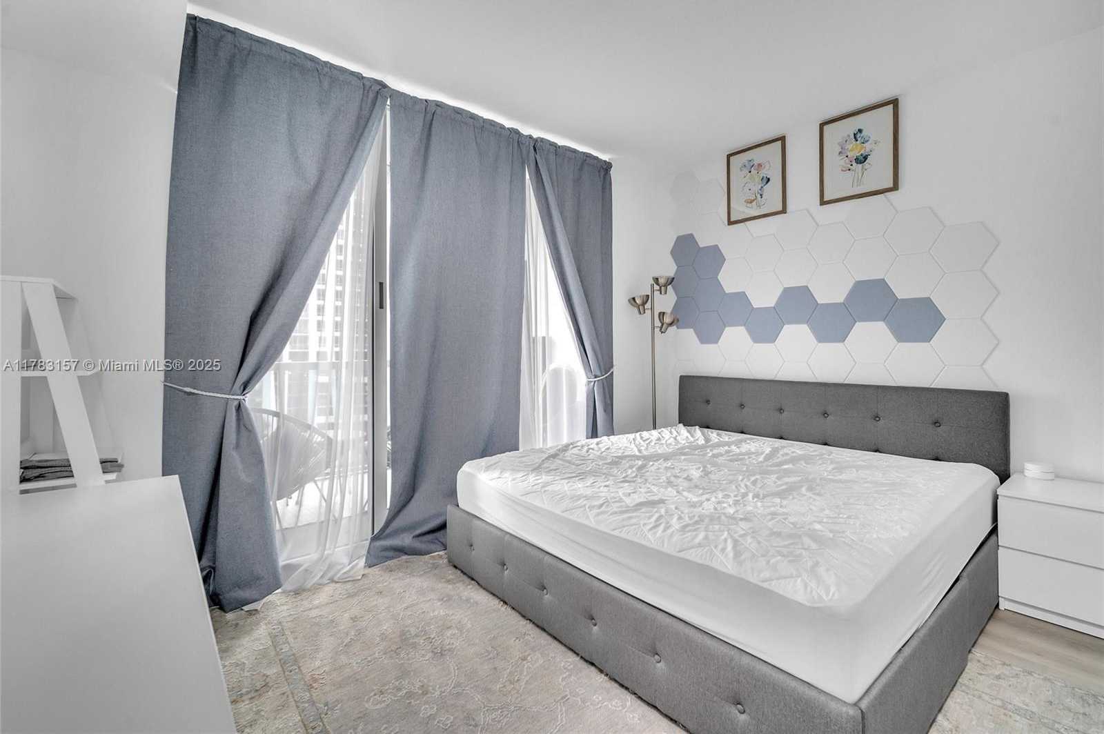 Small Image of 500 NORTH EAST 29TH ST #905, Miami Number 6