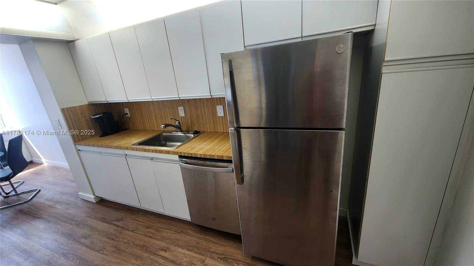 Small Image of 2401 SOUTH OCEAN DR #1101, Hollywood Number 10