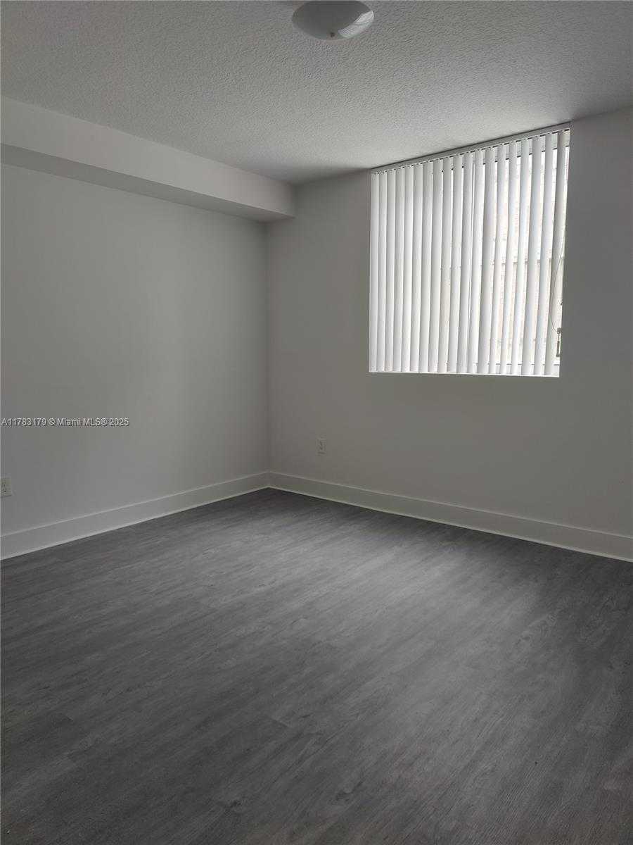 Small Image of 601 NORTH EAST 23RD ST #501, Miami Number 11